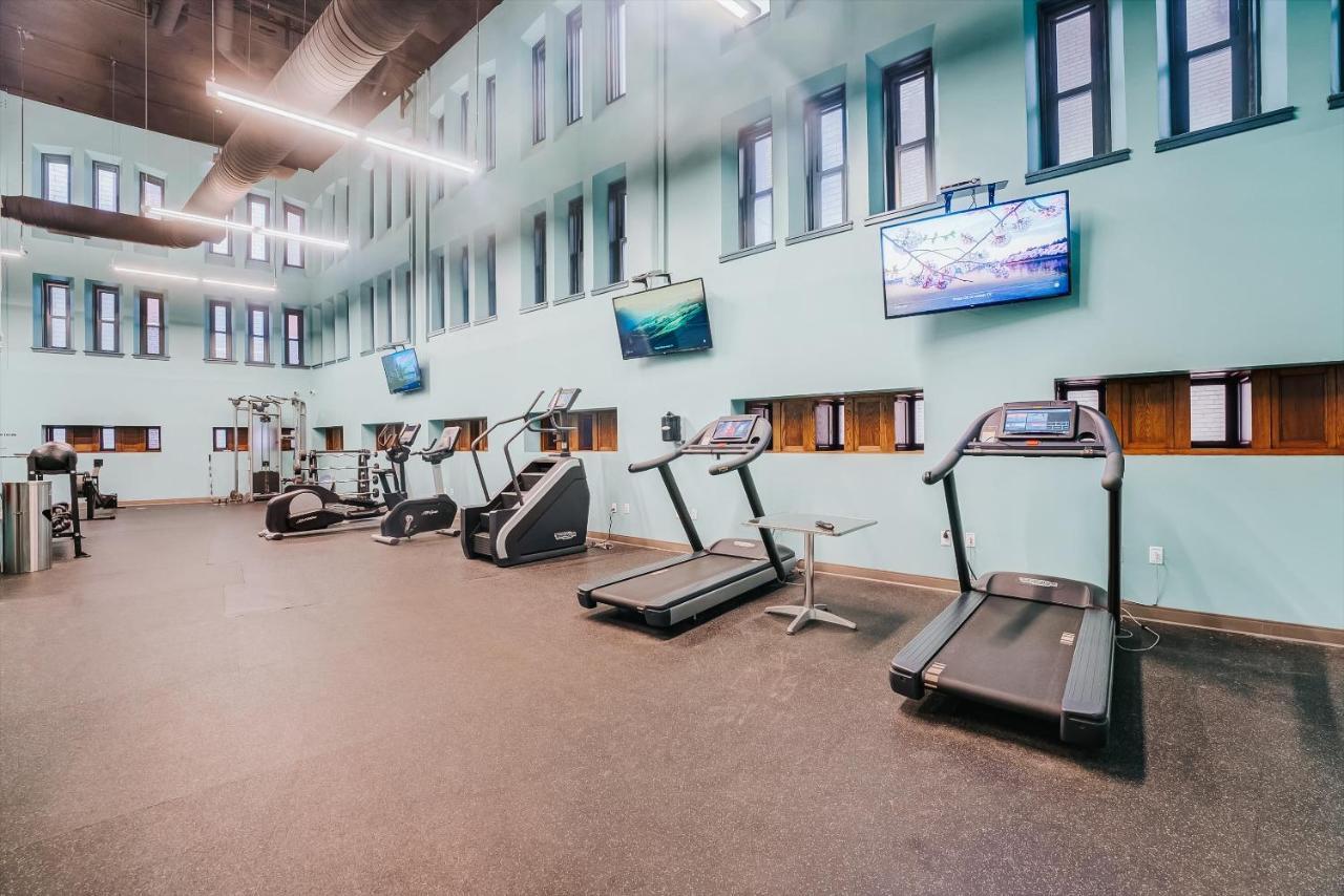 Апартаменты Frontdesk Athlon Apts Downtown Кливленд Экстерьер фото