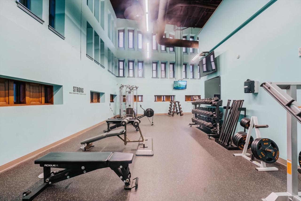 Апартаменты Frontdesk Athlon Apts Downtown Кливленд Экстерьер фото